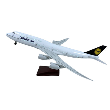 Lufthansa 747-8 Boeing Plane