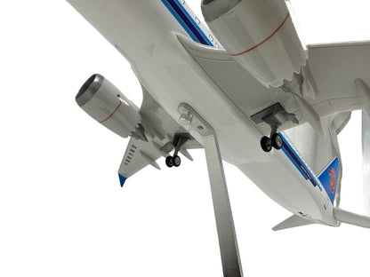 Model Plane Boeing