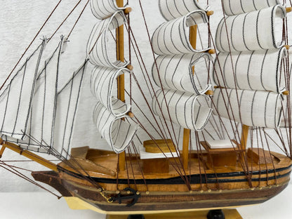 Handmade Confection Ship Model 1K – 32cm x 32cm, Decorative Gift