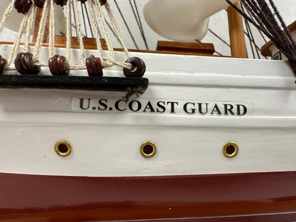 US Coast Guard Model Ship 1H – 65cm Length, Fully Assembled with Stand